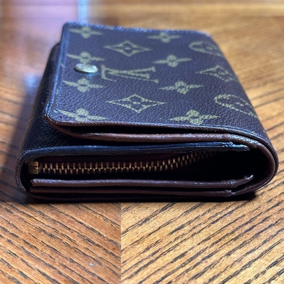 Louis Vuitton Monogram Tresor wallet - Picture 3 of 7